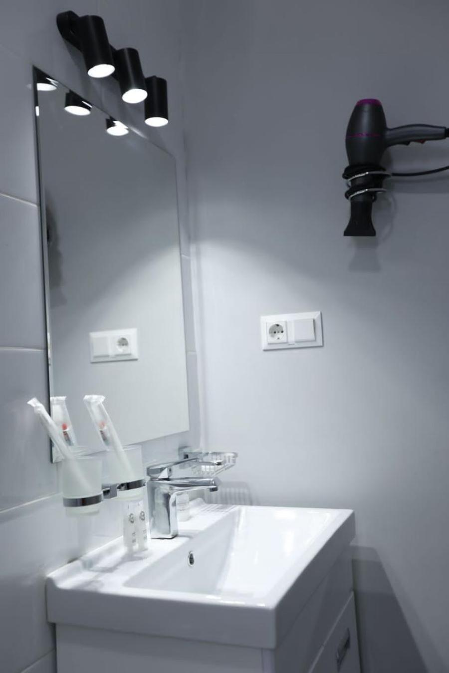 Urban Hotel Бишкек Экстерьер фото